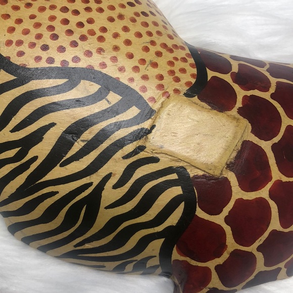 Wooden Handcrafted Giraffe Drinking Dish Set of 2 - Picture 10 of 11